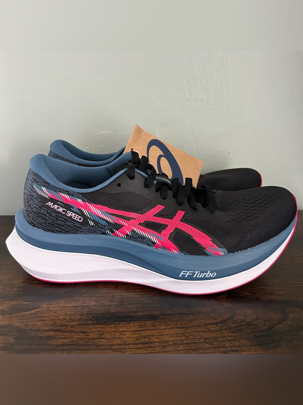 Asics Magic Speed 4 Women’s Running Shoes Sneakers Black Size 8 1012B676